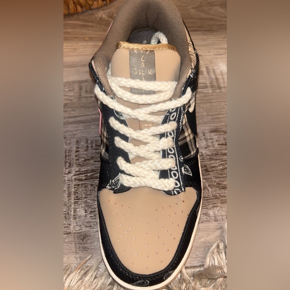 travis scott jordan lows